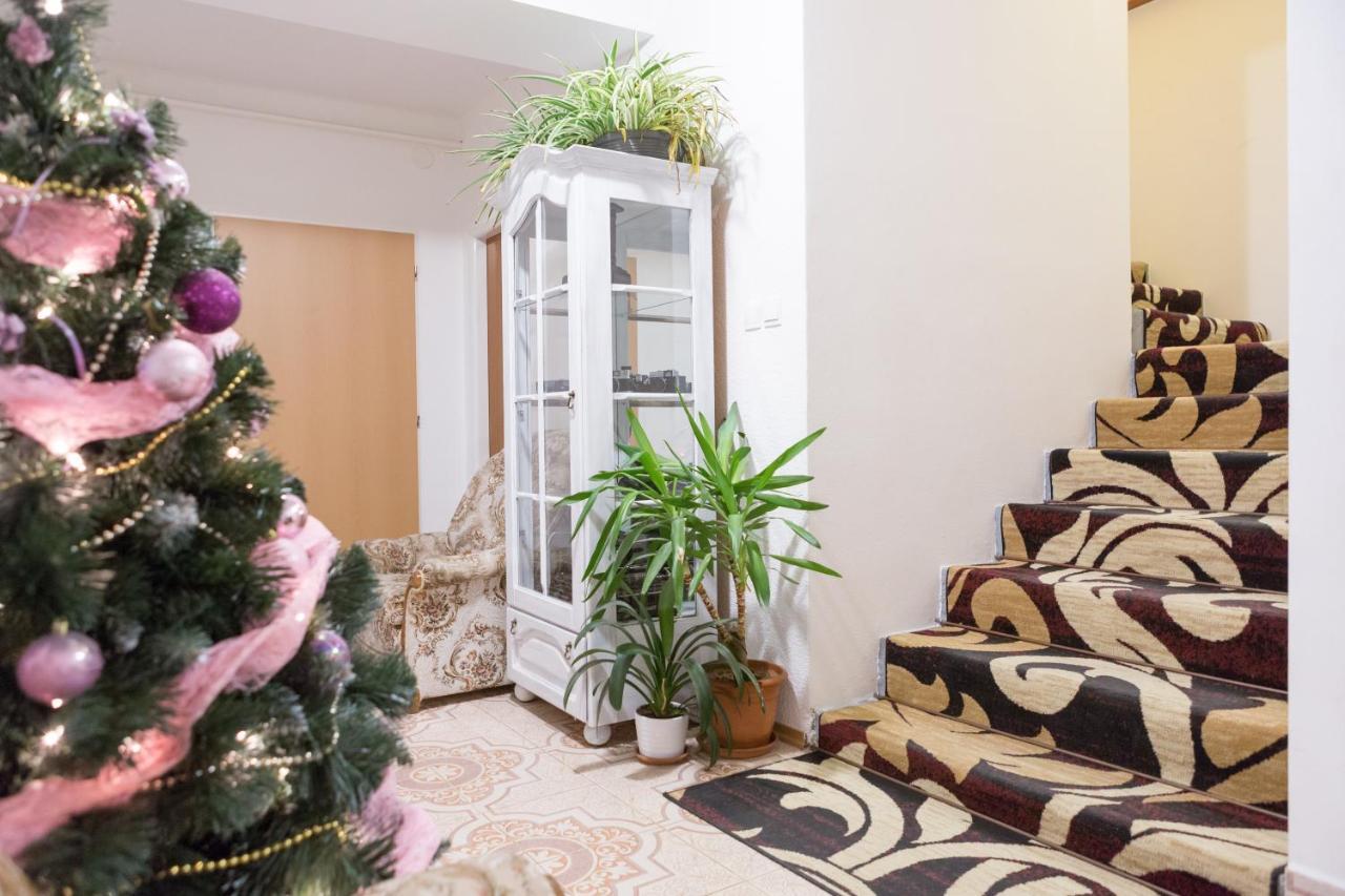 Ubytovanie Adina Poltar Luaran gambar