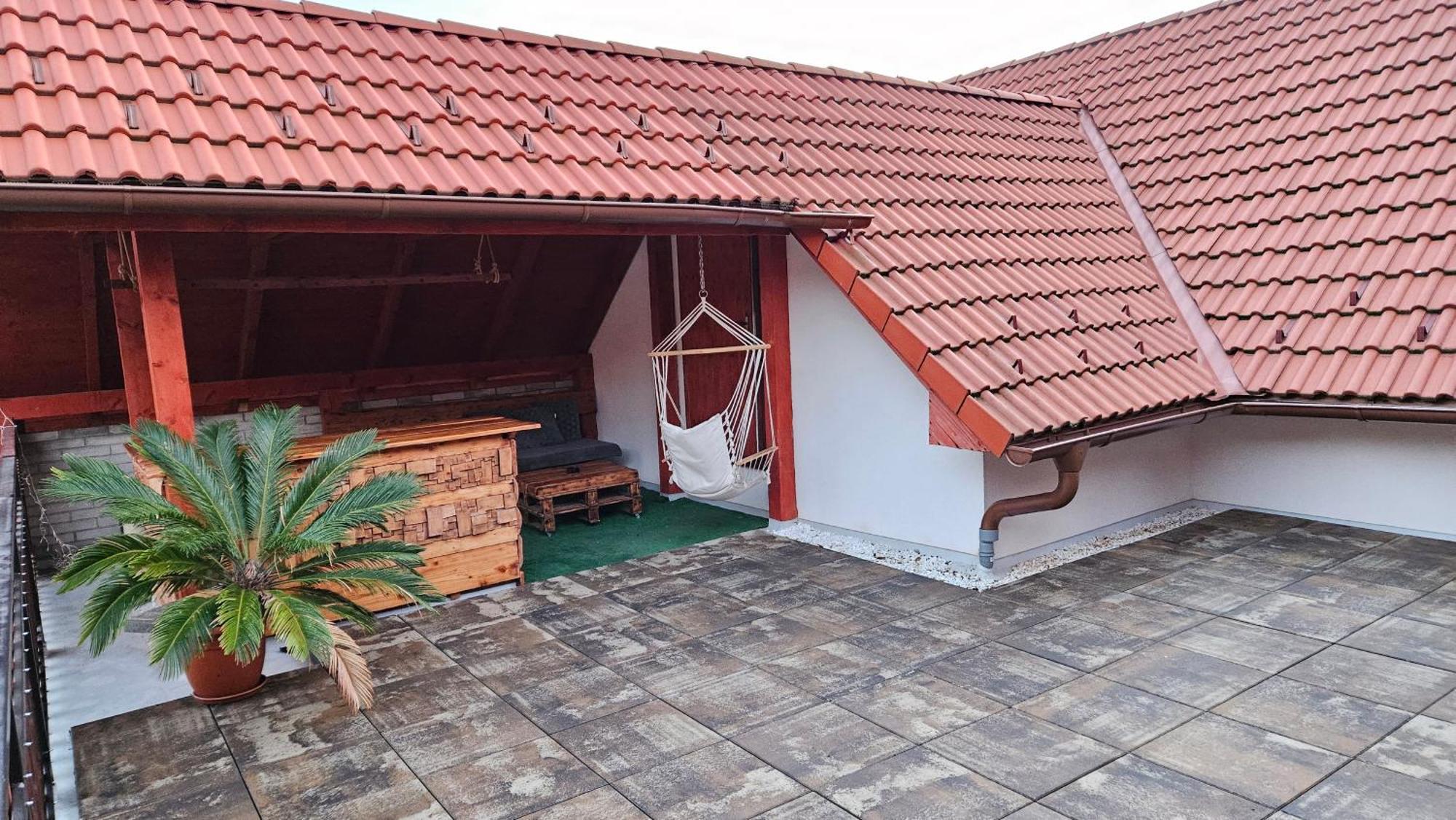 Ubytovanie Adina Poltar Luaran gambar